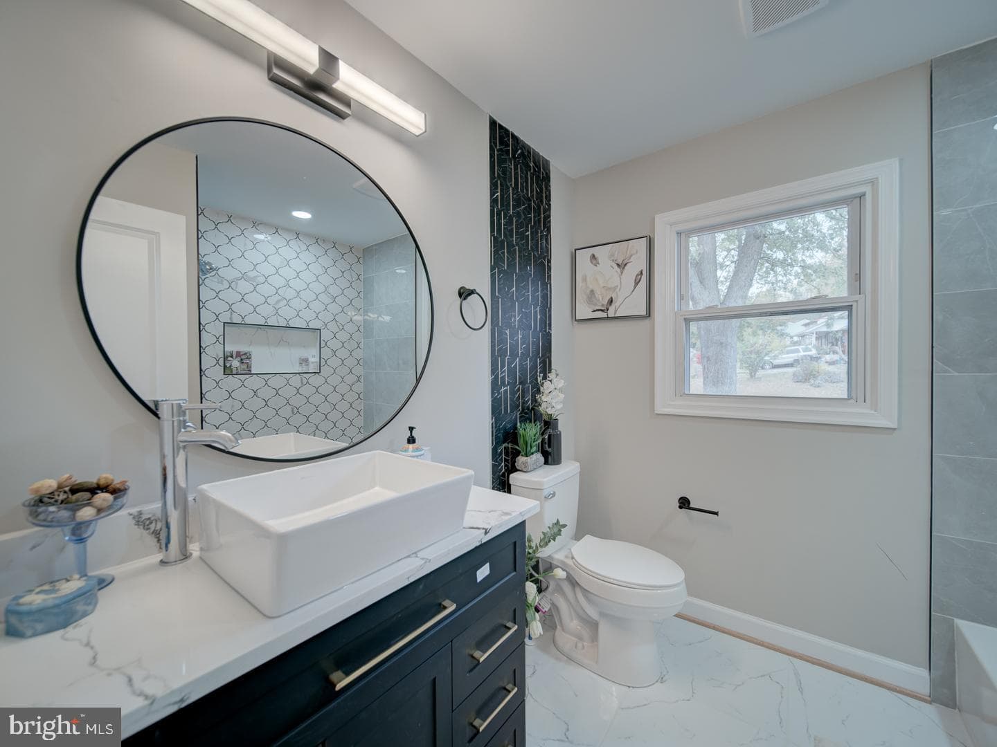 112 Courtney Drive photo 17