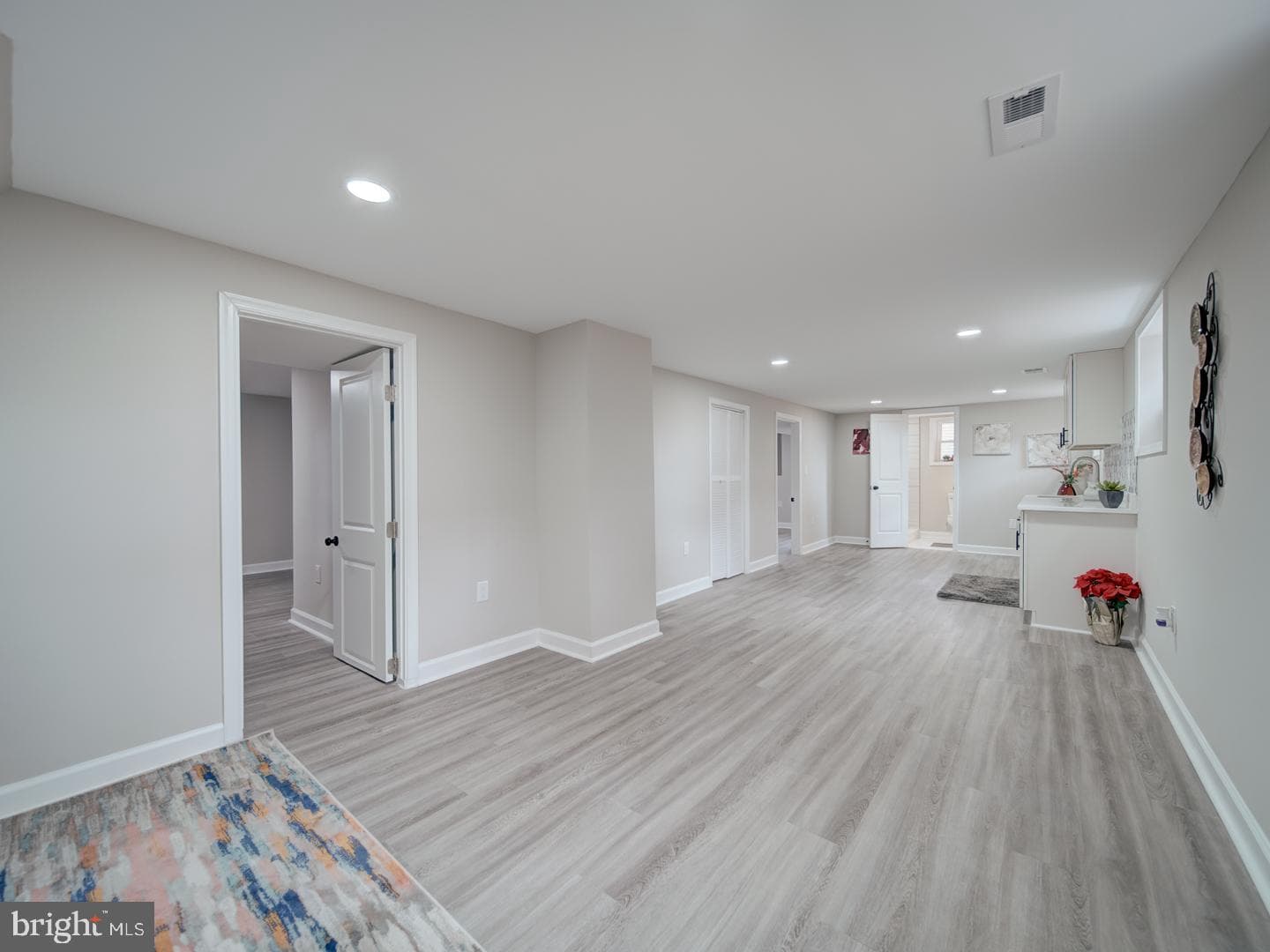 112 Courtney Drive photo 28