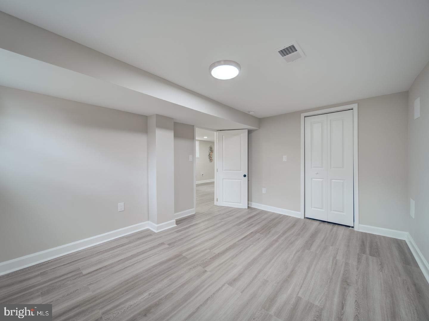 112 Courtney Drive photo 35