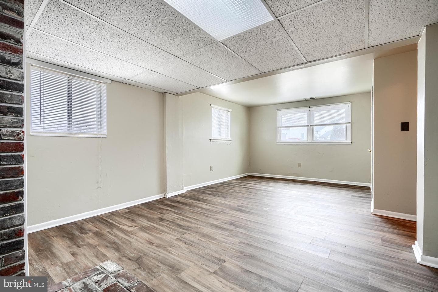 111 Saint Louis Drive photo 29