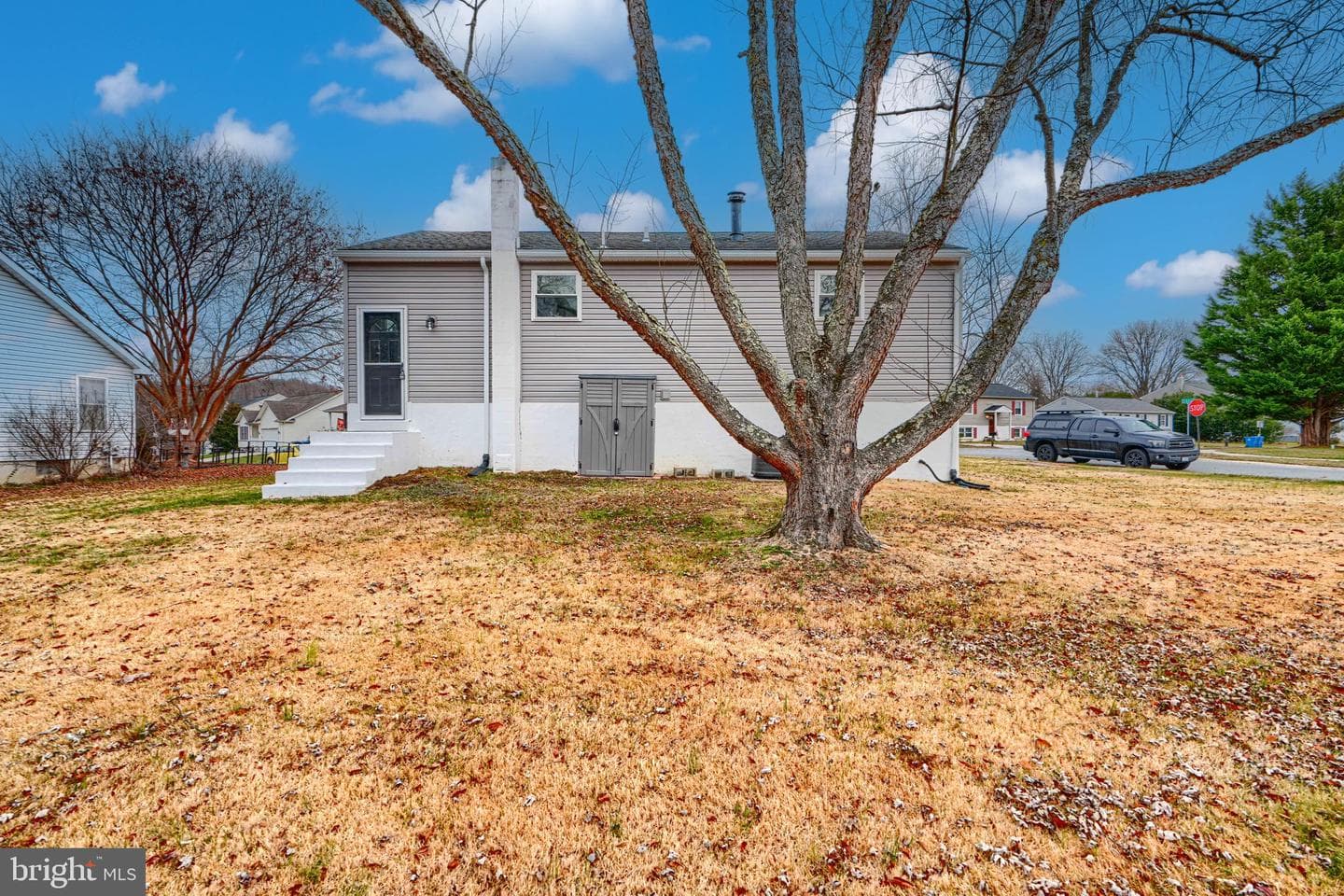 111 Saint Louis Drive photo 41