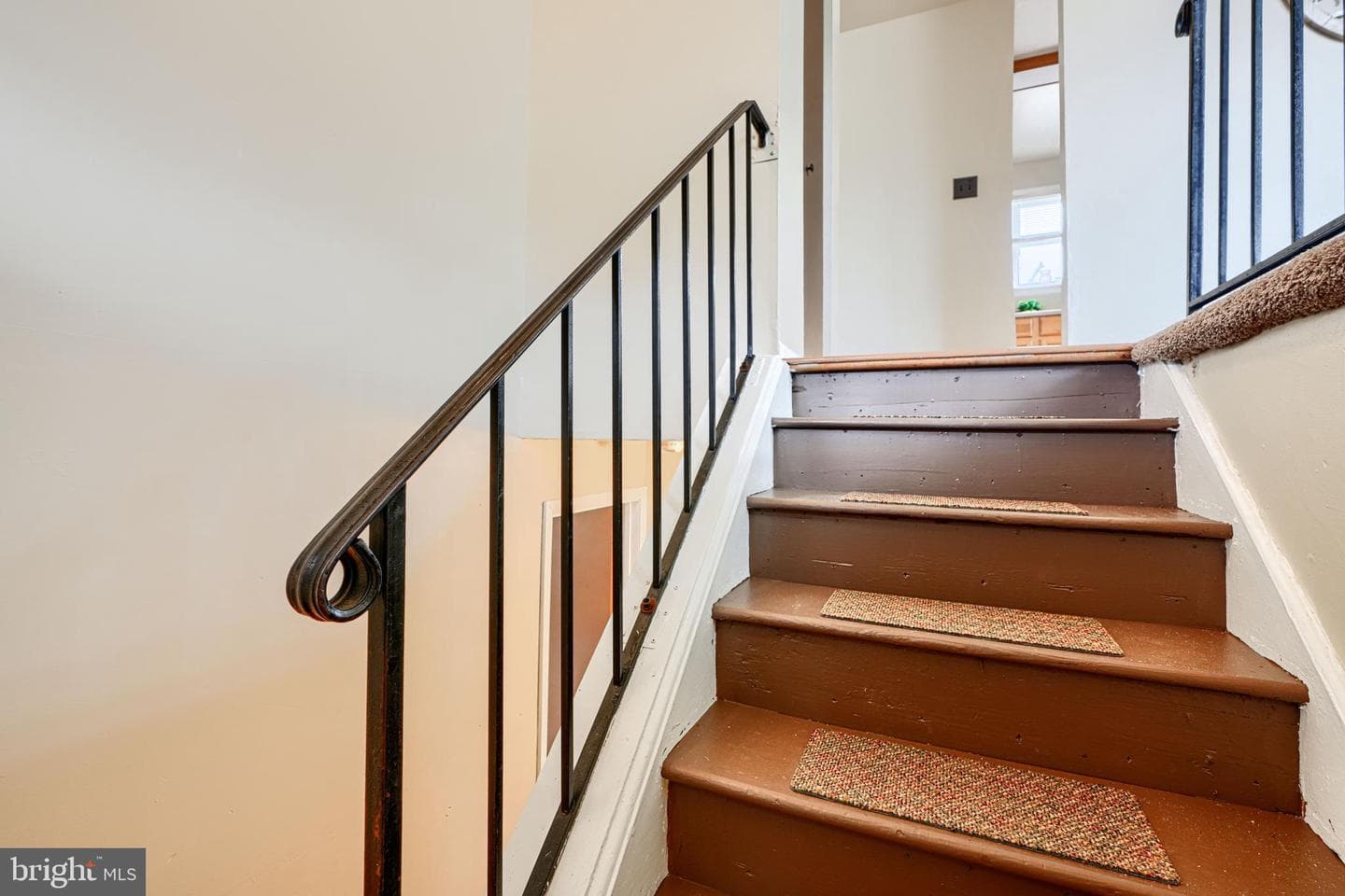 111 Saint Louis Drive photo 5