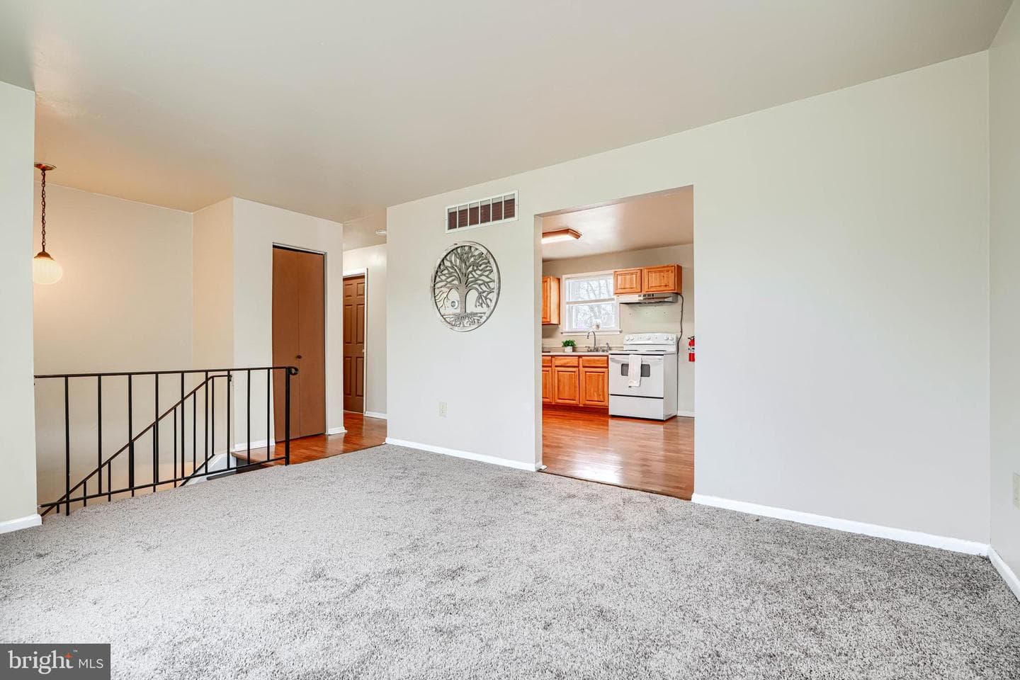 111 Saint Louis Drive photo 9
