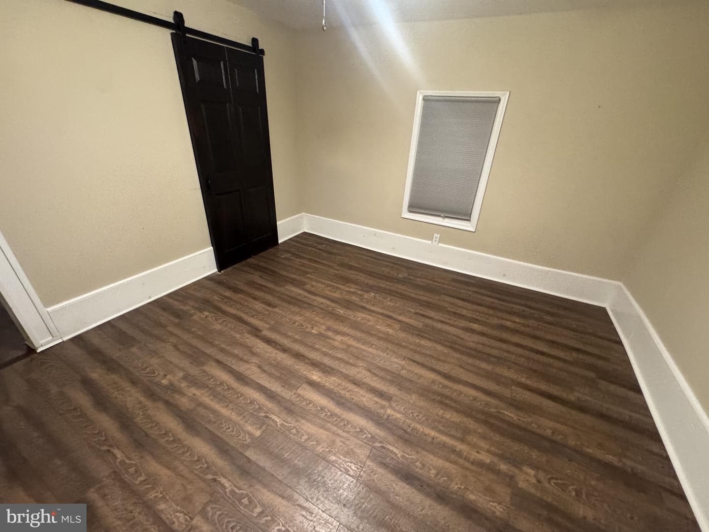 321 Cecil Street photo 19