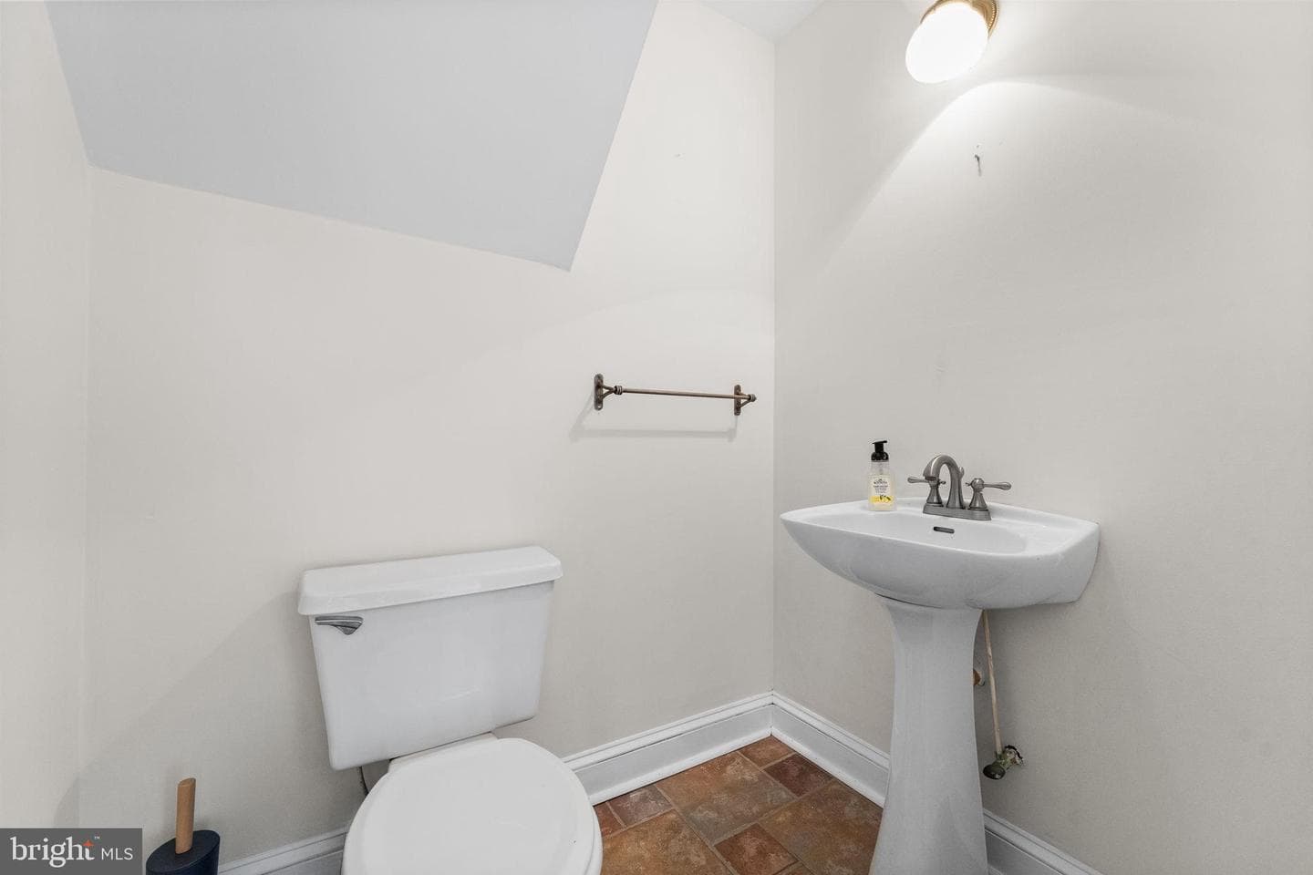 519 Biddle Street photo 20