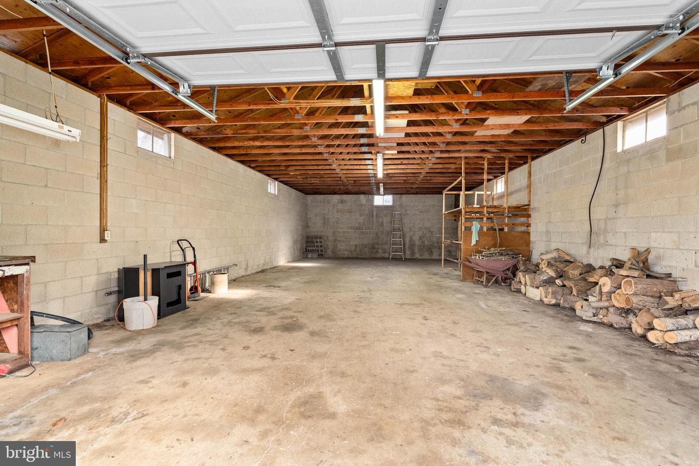 711 Little Egypt Road photo 11