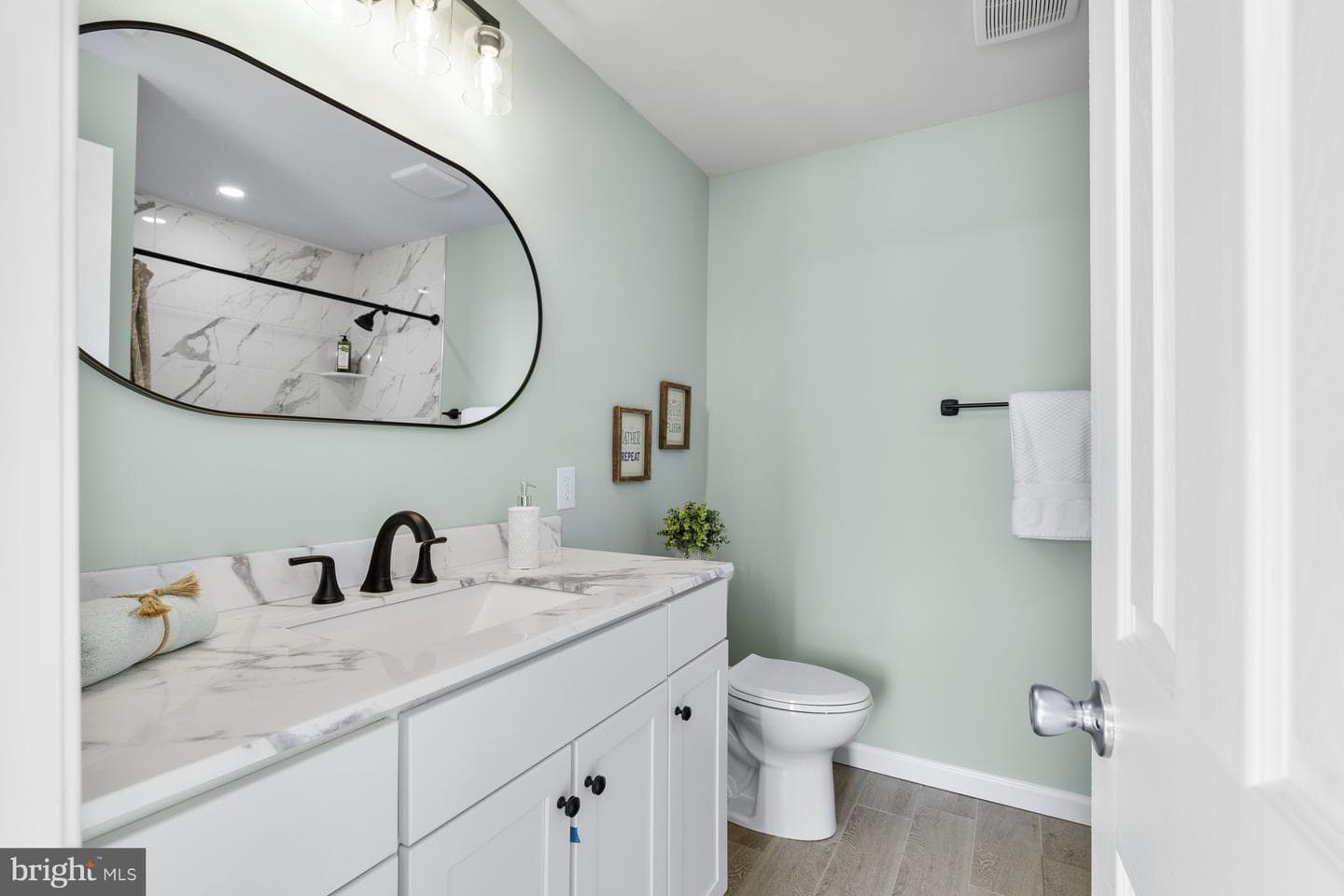 420 Biddle Street photo 25