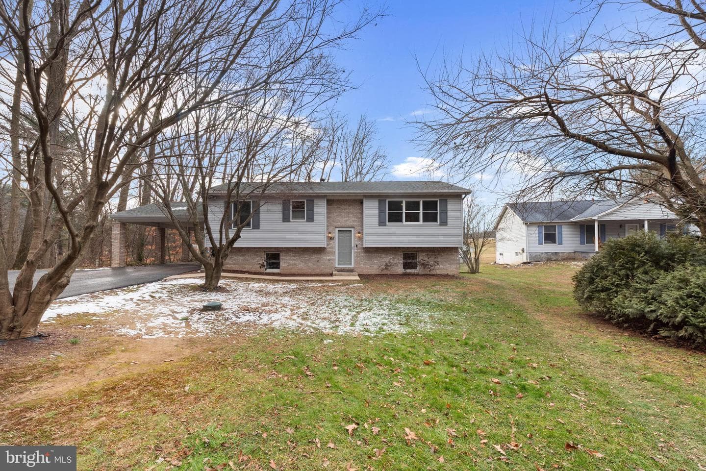 64 East Drive photo 2
