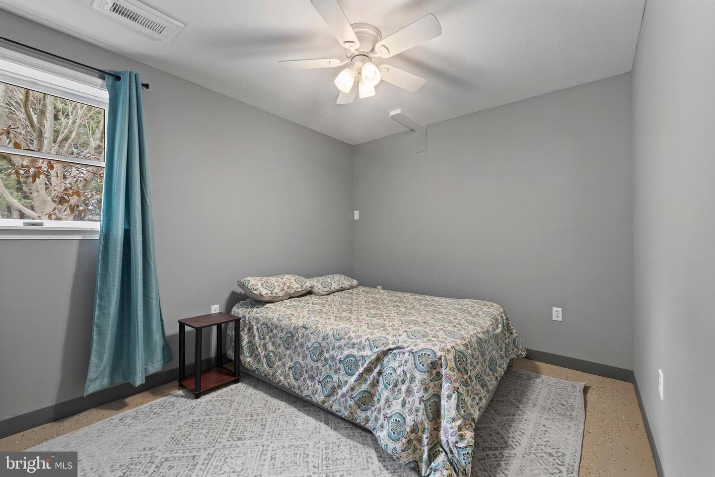 64 East Drive photo 27