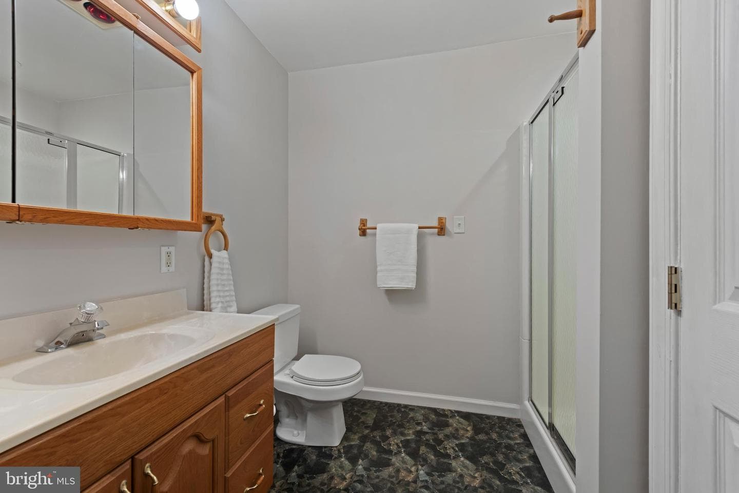 64 East Drive photo 29