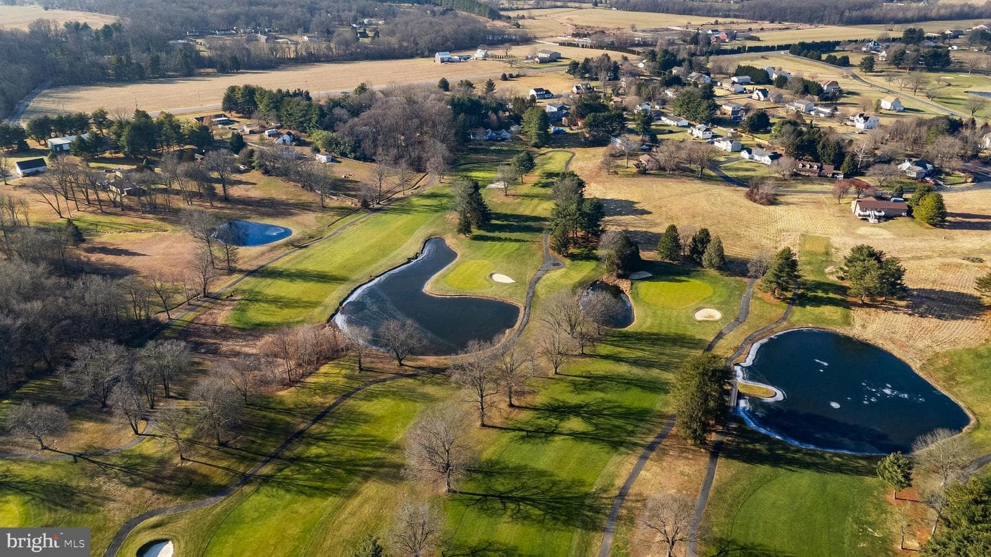 64 East Drive photo 49