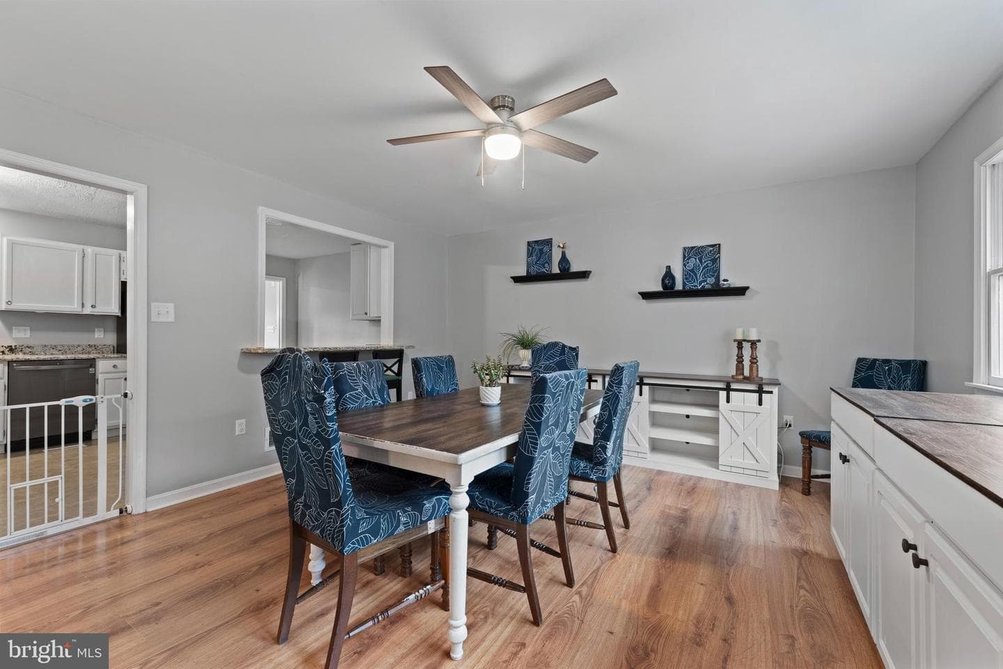64 East Drive photo 9