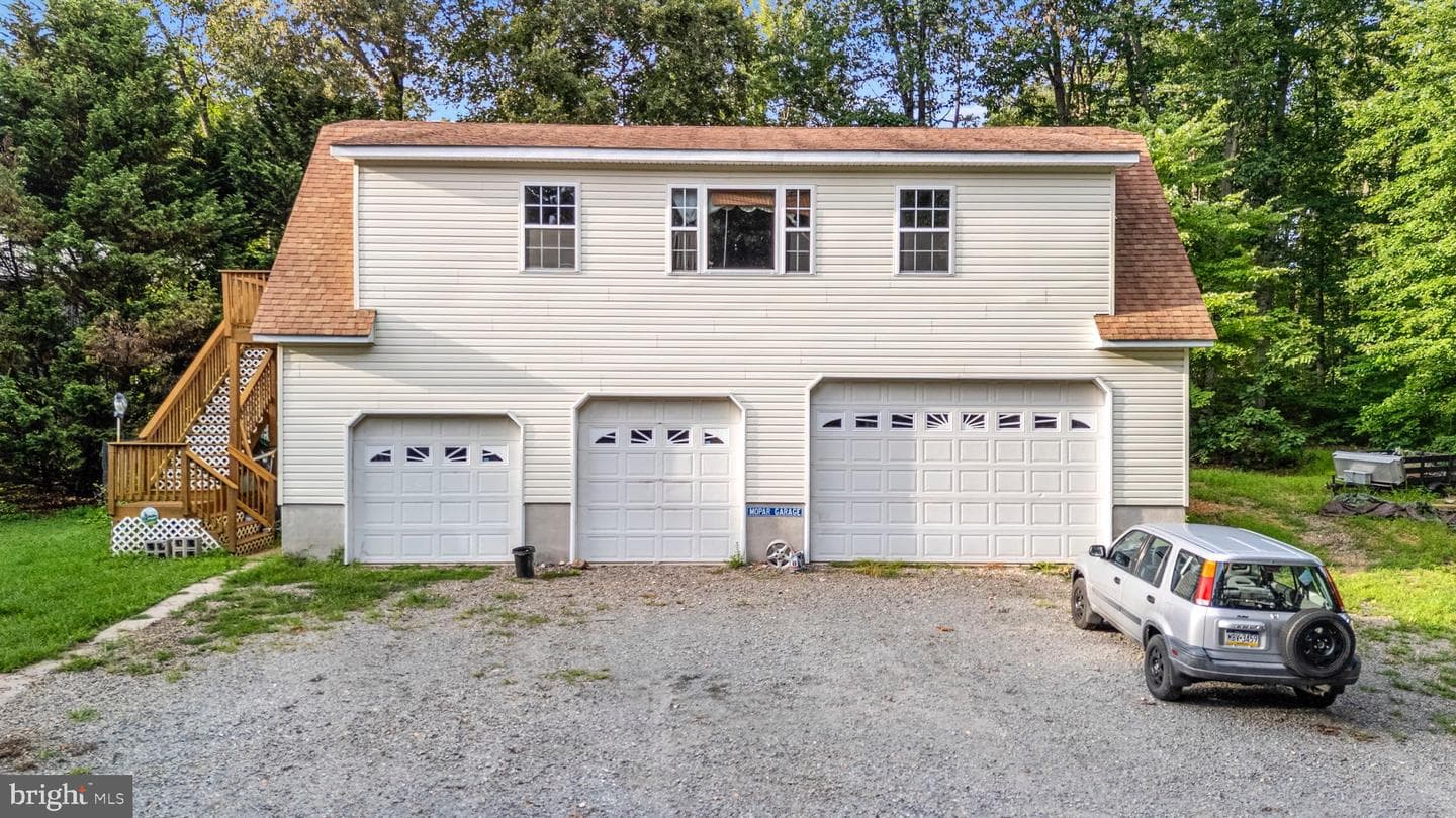 341 Goosemar Road photo 19
