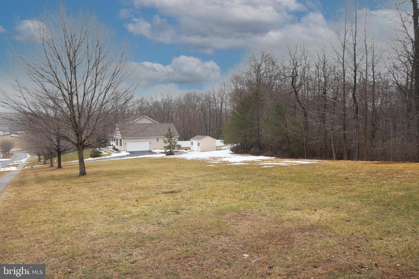 2 Autumn Woods Drive photo 4