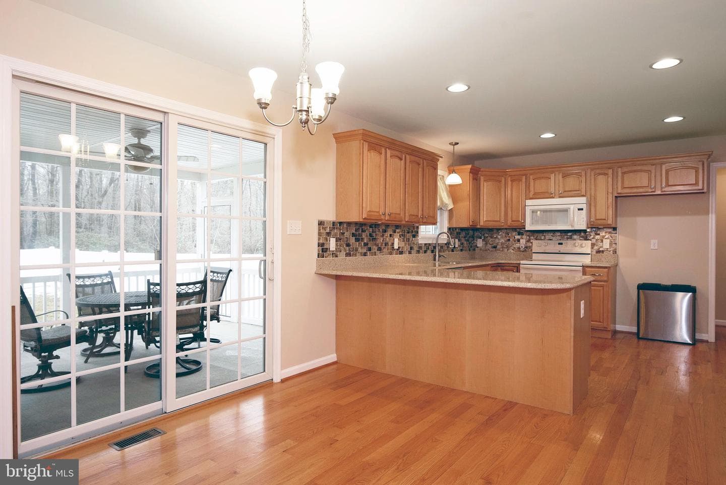 2 Autumn Woods Drive photo 9