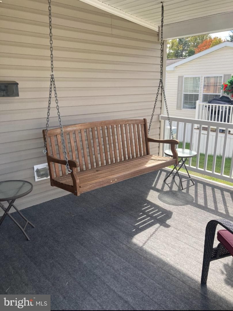 39 Queen Eleanor Drive photo 7