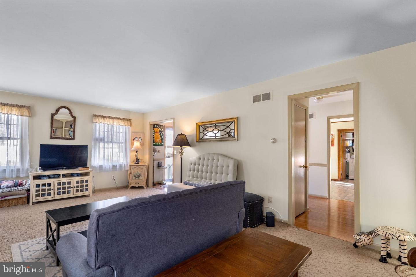 212 Friendship Road photo 5