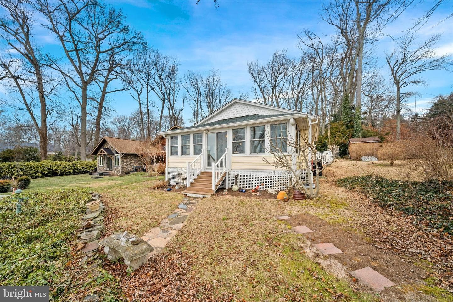 8 High Point Road photo 4
