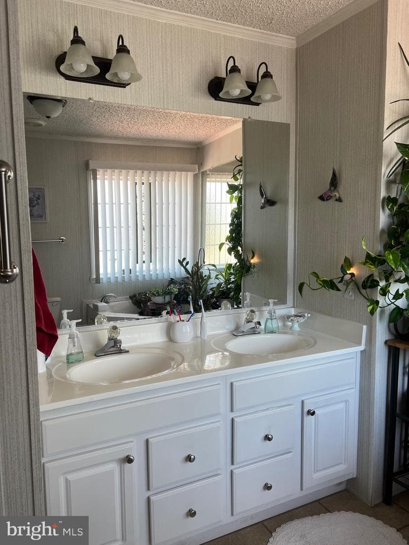 42 Queen Eleanor Drive photo 11