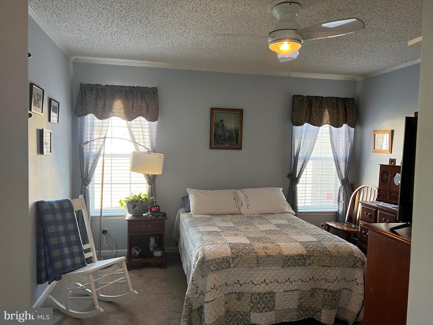 42 Queen Eleanor Drive photo 17