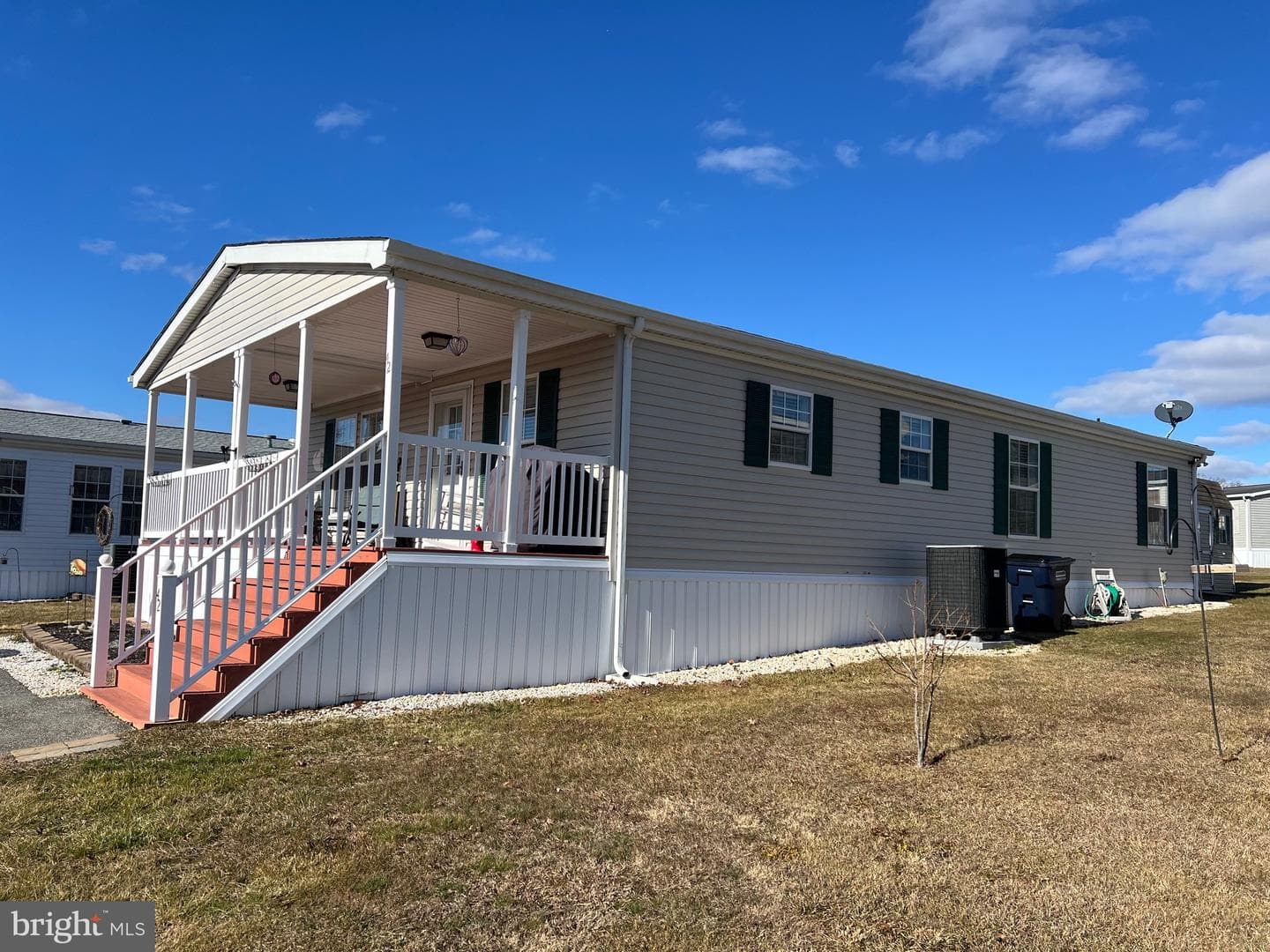 42 Queen Eleanor Drive photo 6