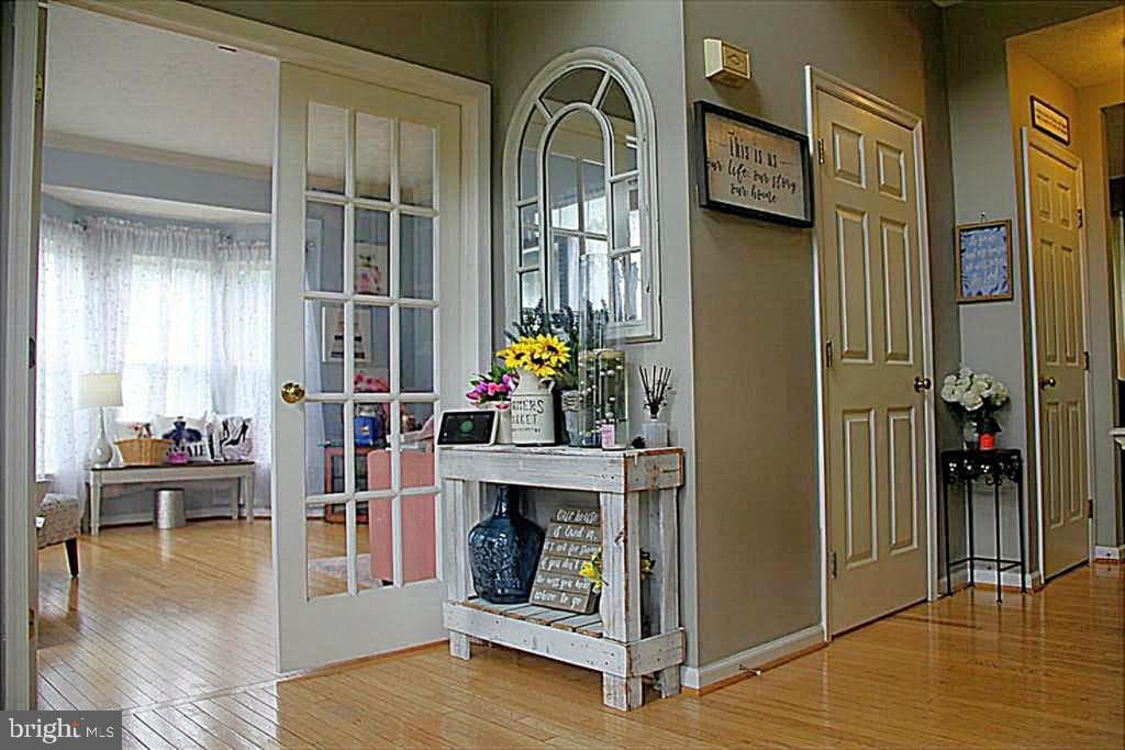 77 Ironoak Court photo 11