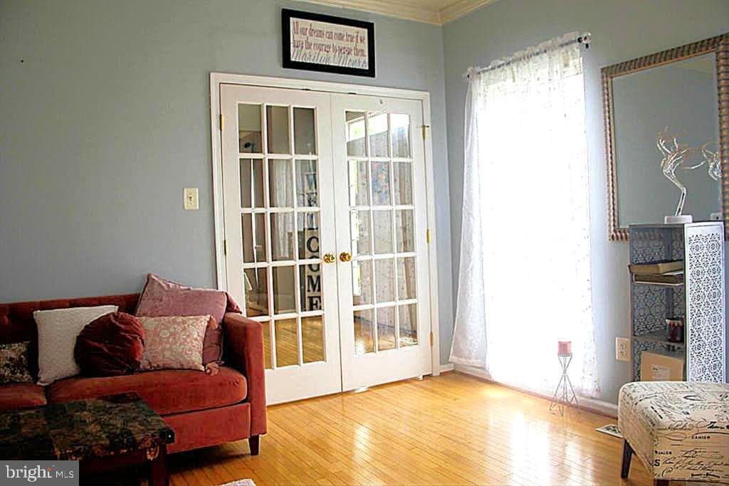 77 Ironoak Court photo 12