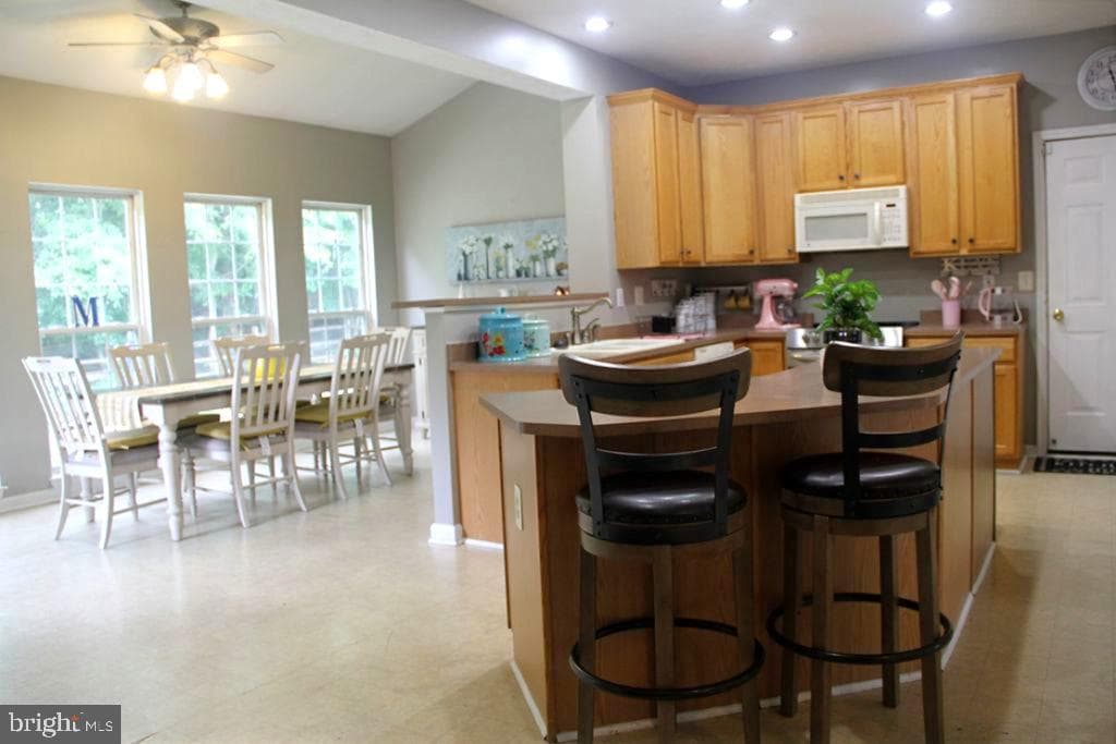 77 Ironoak Court photo 22