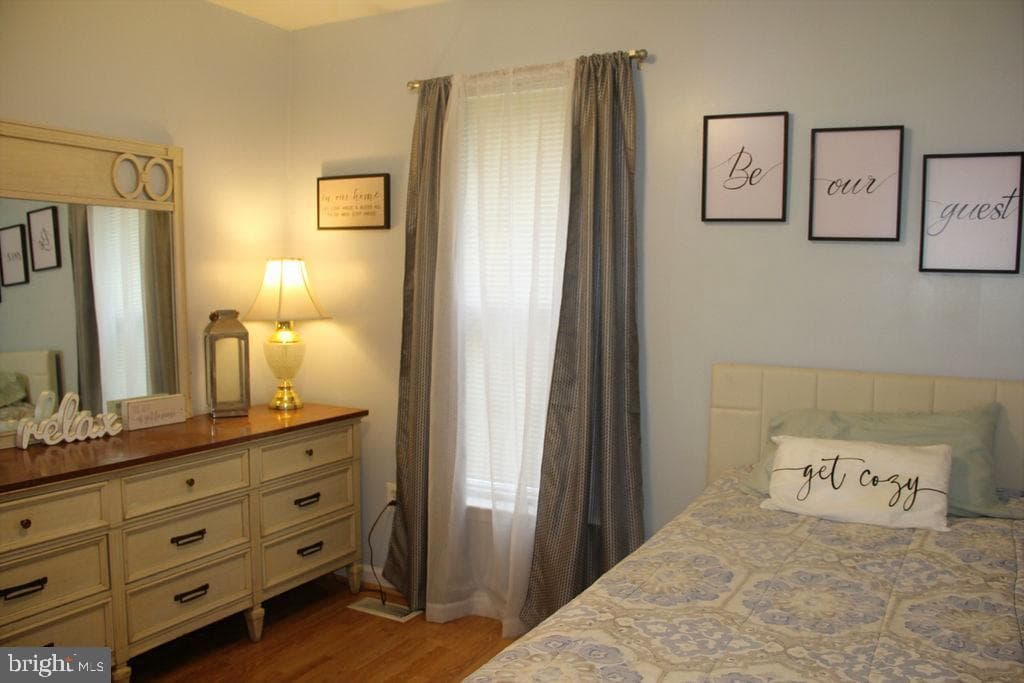 77 Ironoak Court photo 29