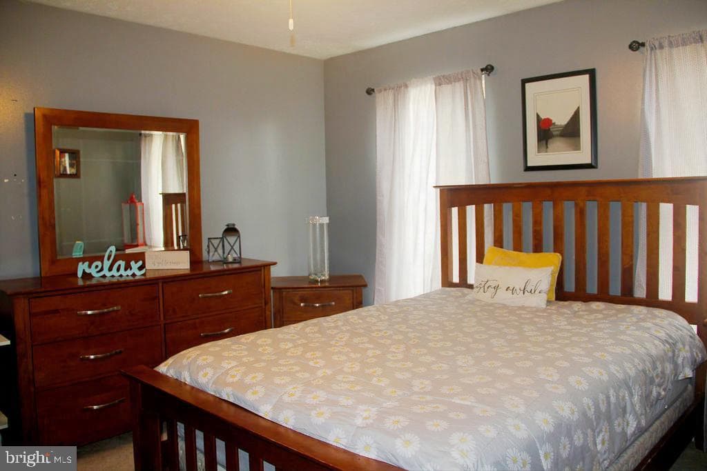 77 Ironoak Court photo 31