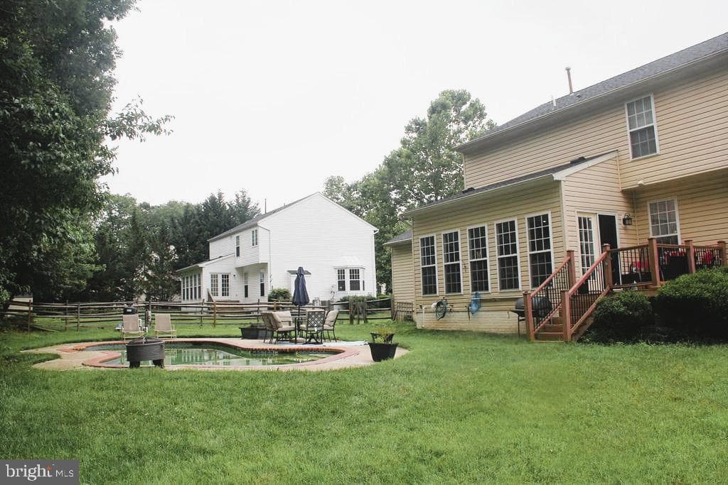 77 Ironoak Court photo 8