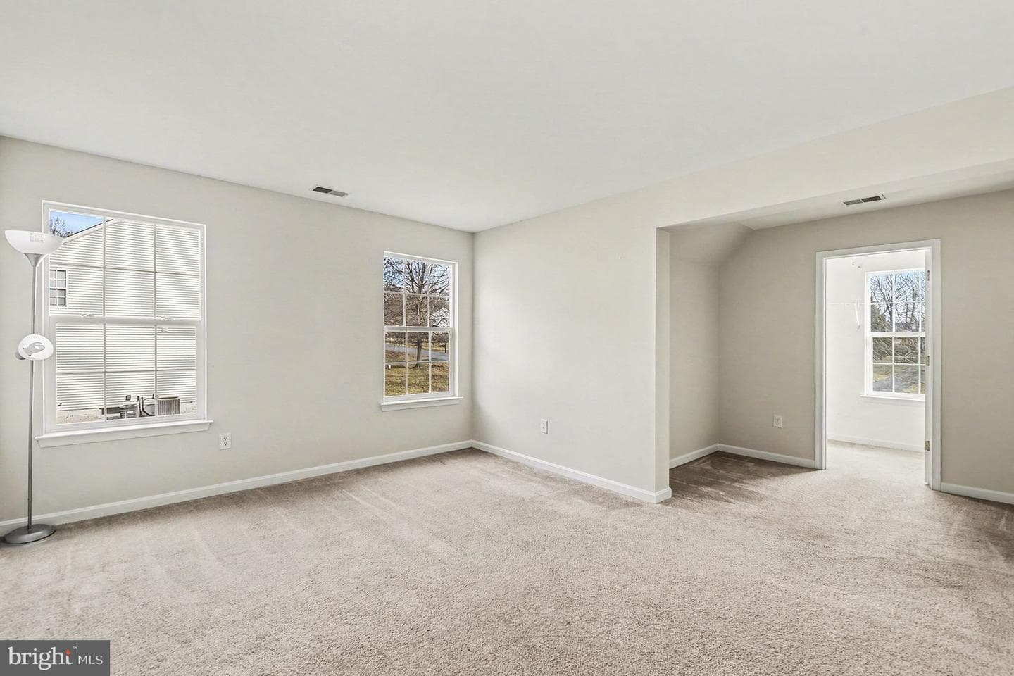 271 Arthur Avenue photo 32