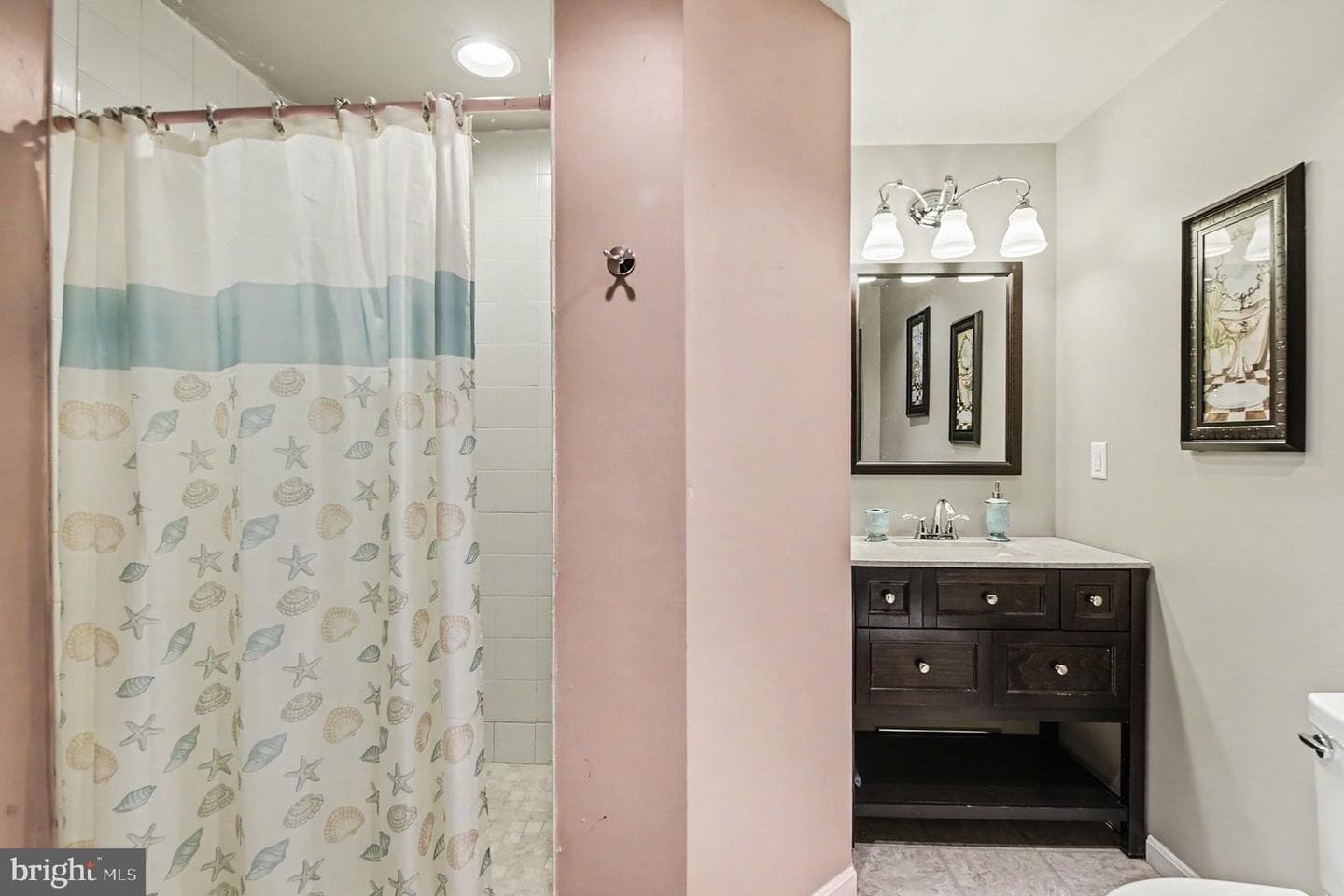 271 Arthur Avenue photo 41