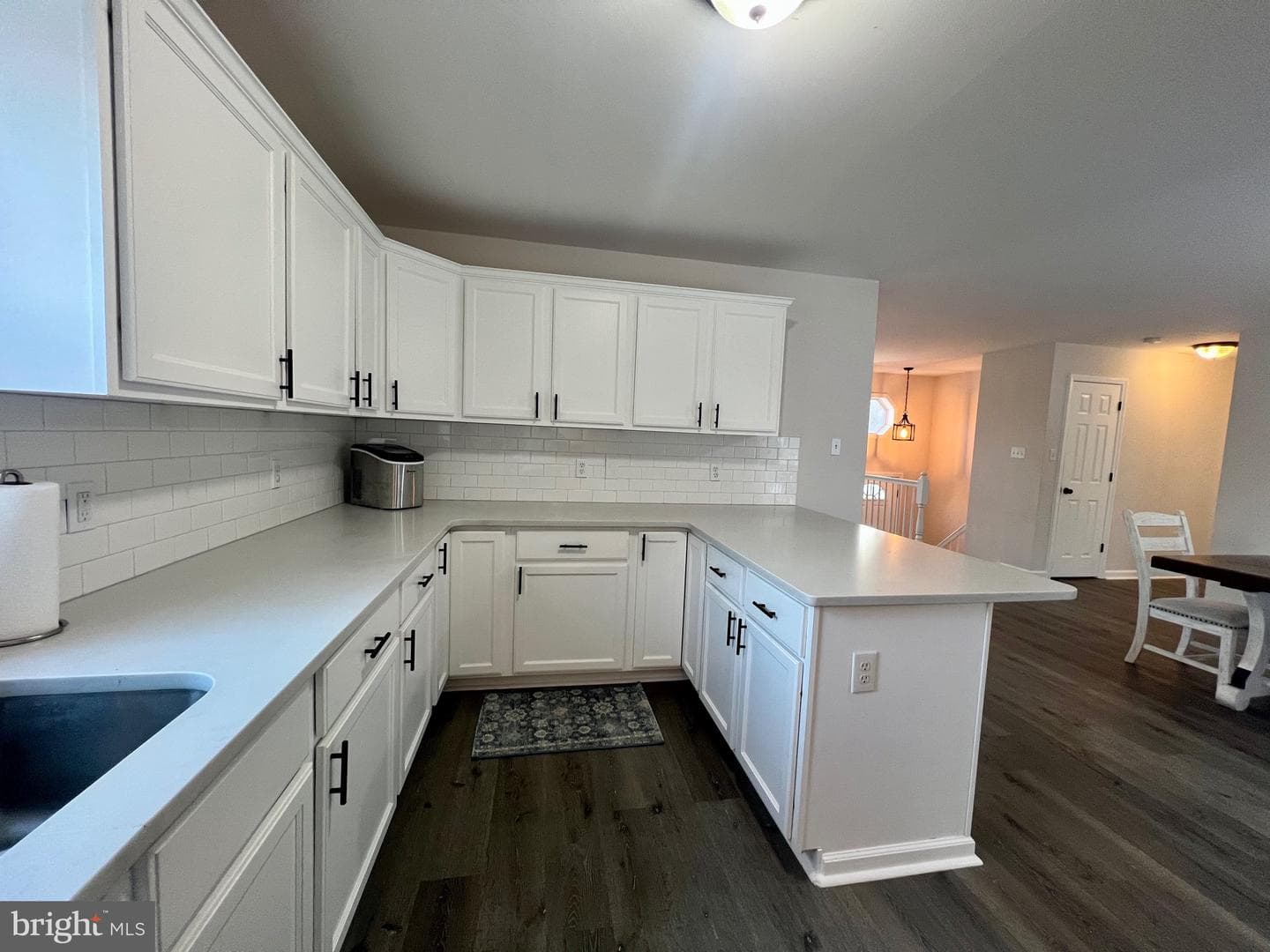 41 Hilltop Road photo 8