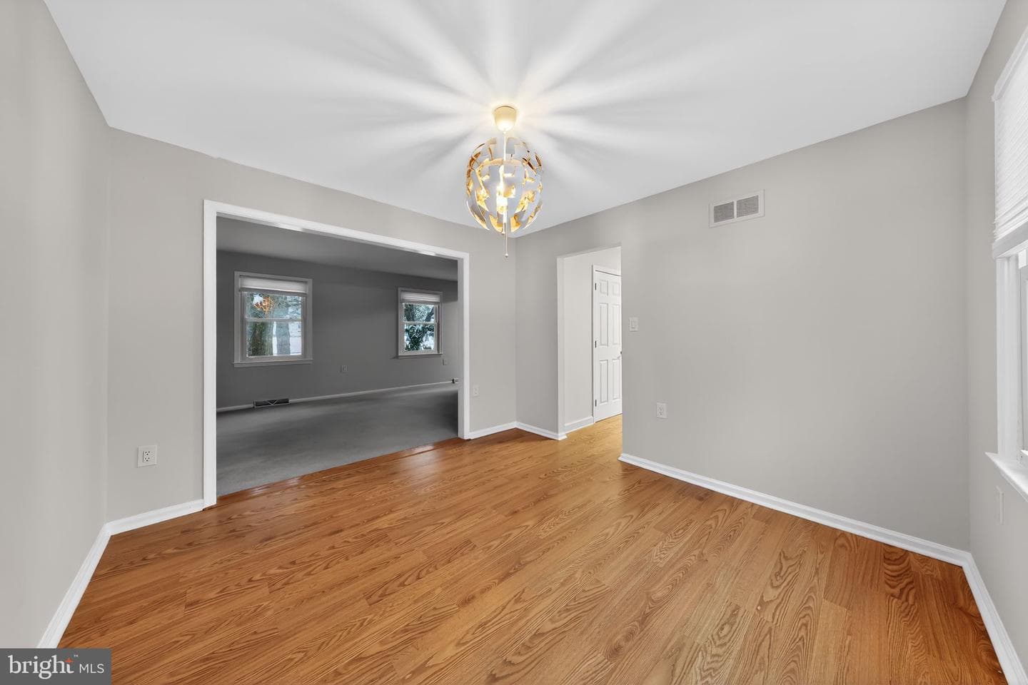 158 Kirkcaldy Drive photo 10