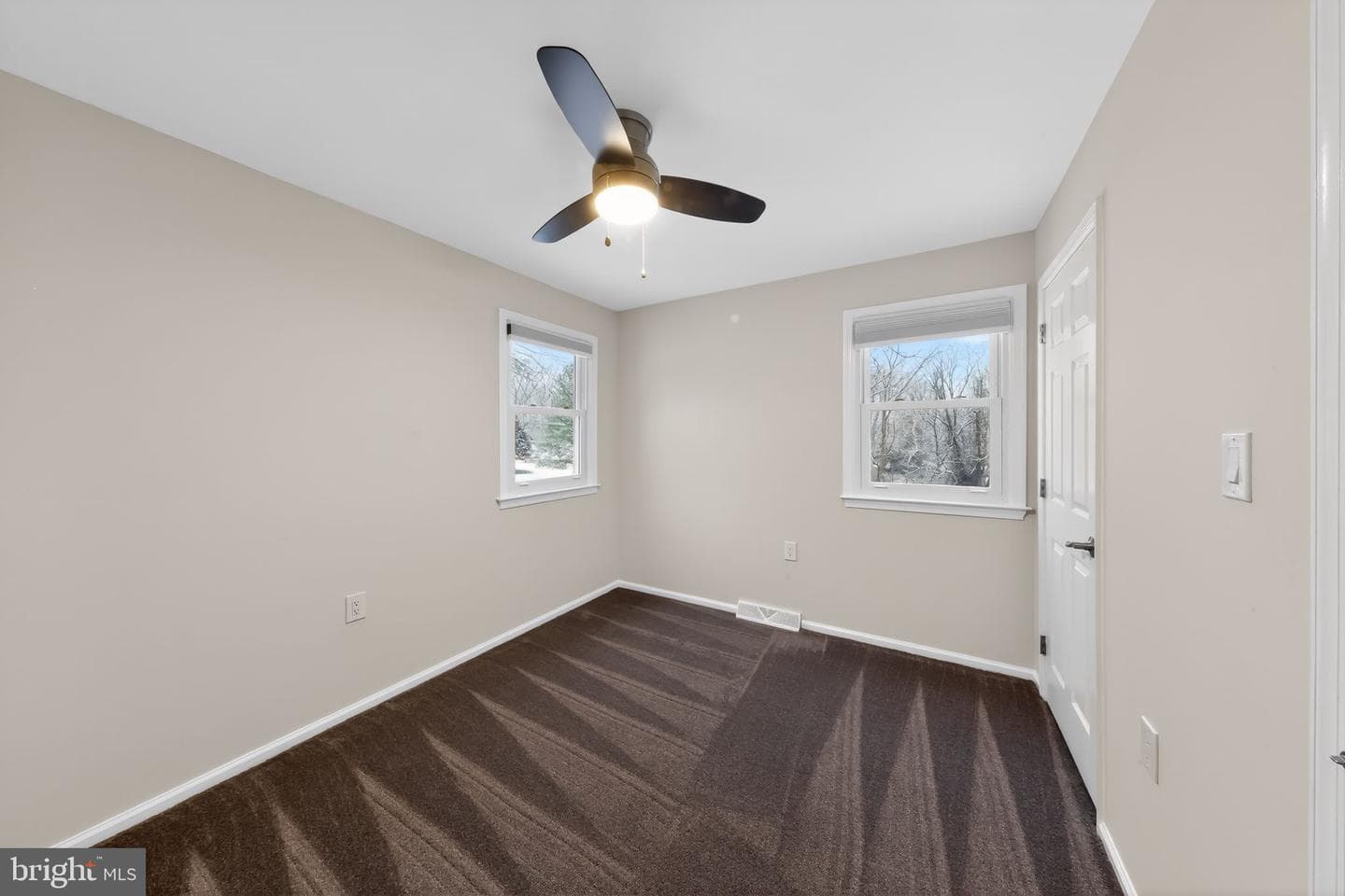 158 Kirkcaldy Drive photo 17