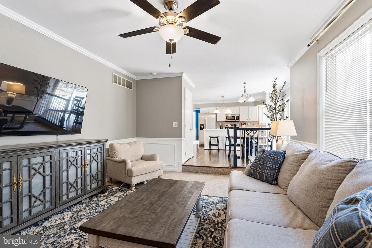 9 Penny Lane photo 19