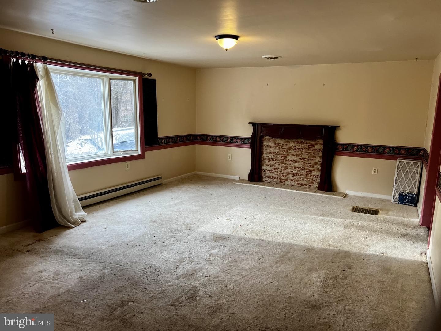 139 Carter Road photo 4