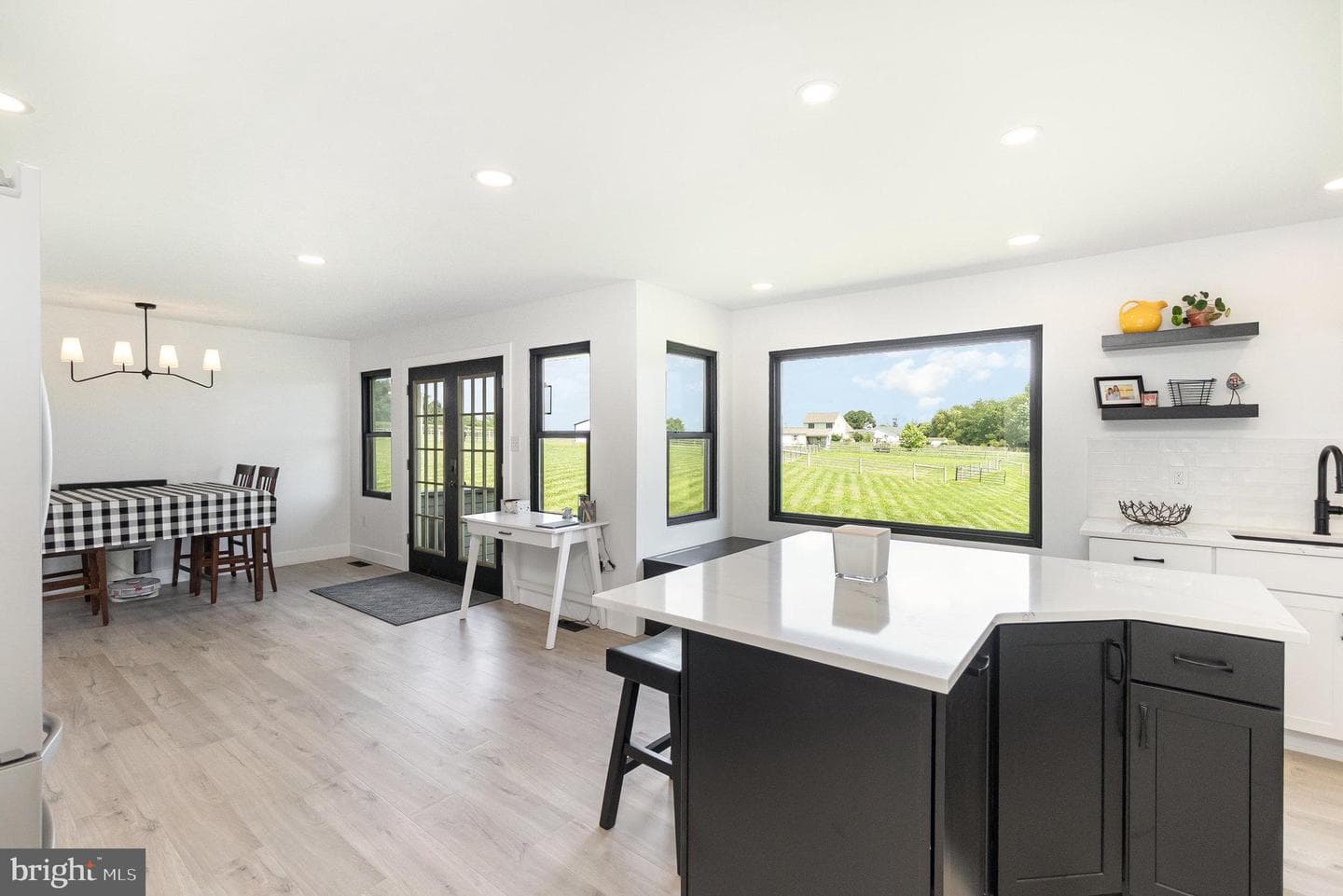 32 Townsend Court photo 13