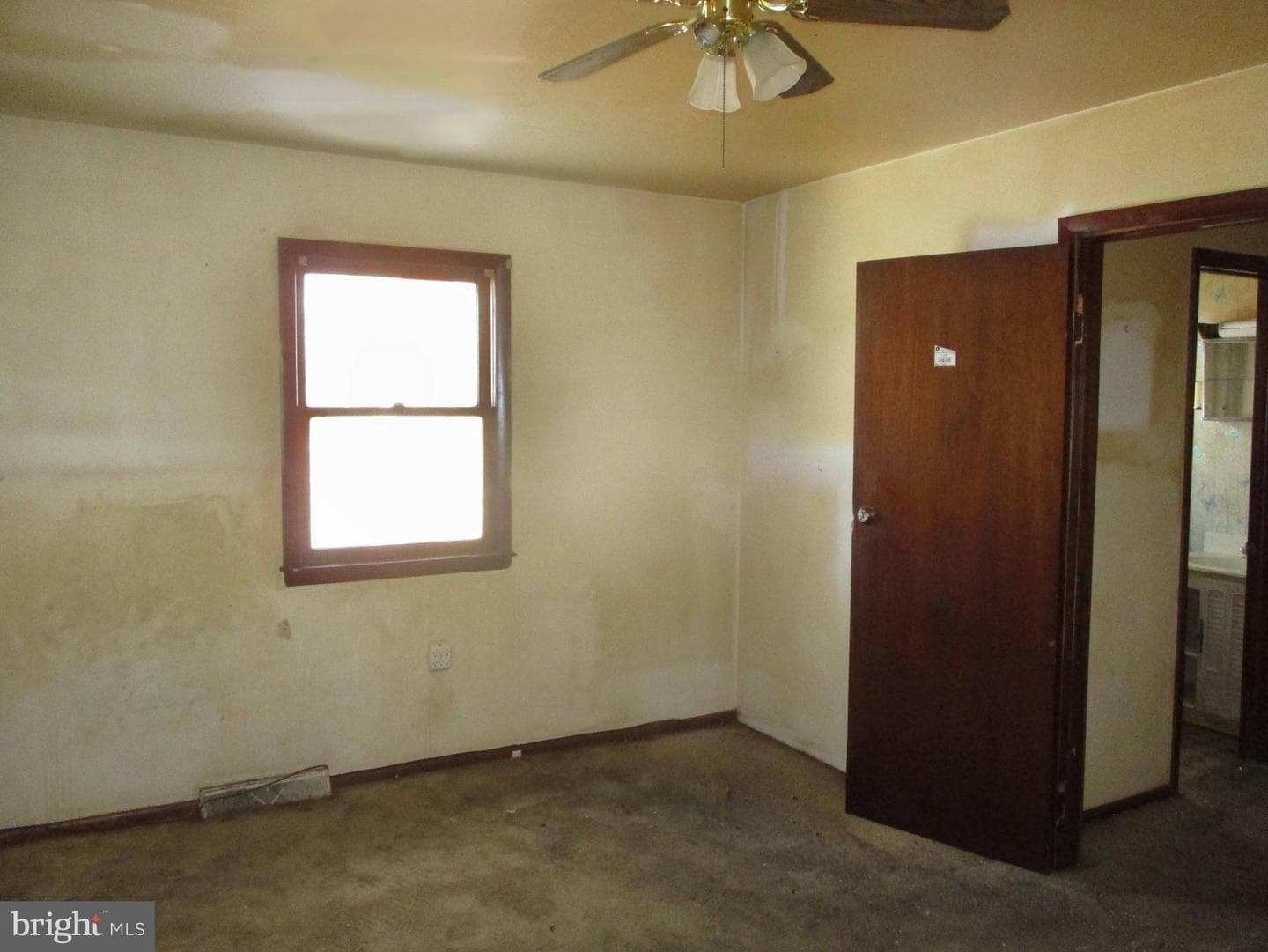 211 Greenwood Street, Elkton
