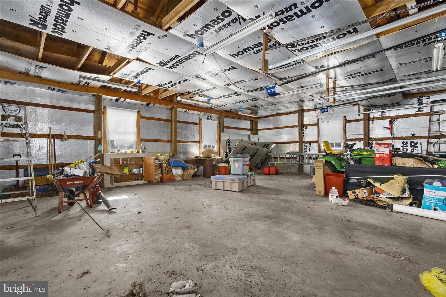 974 Telegraph Road photo 33