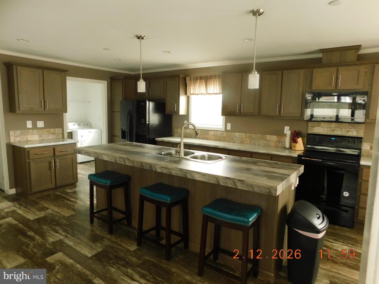 2 White Oak Drive photo 4