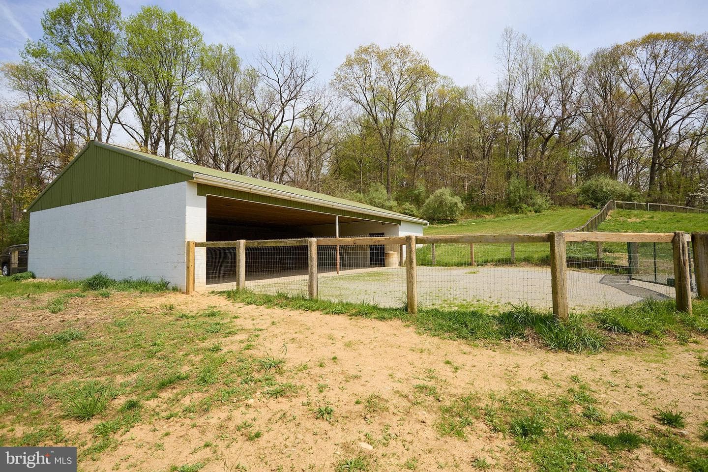 1089 Nesbitt Road photo 48