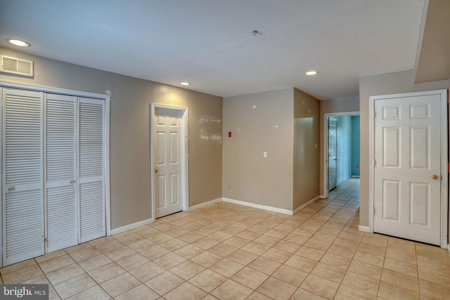 43 Mule Deer Court photo 36