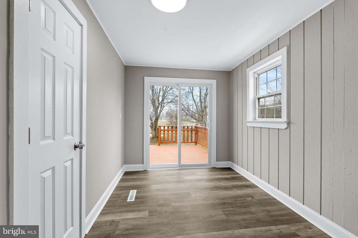 213 Locust Lane photo 12