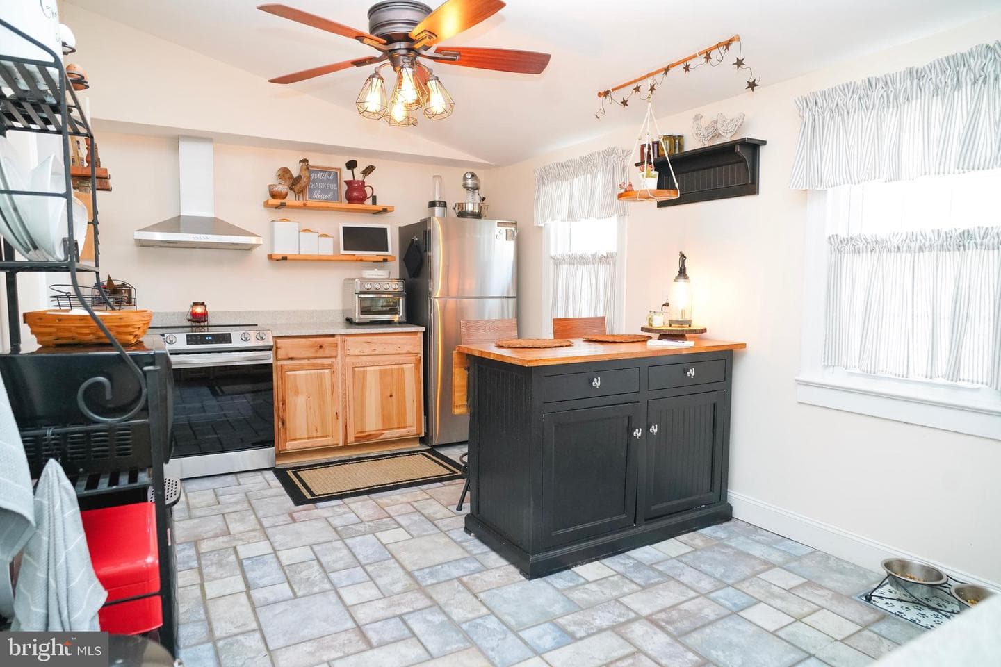 1136 Mechanics Valley Road photo 14
