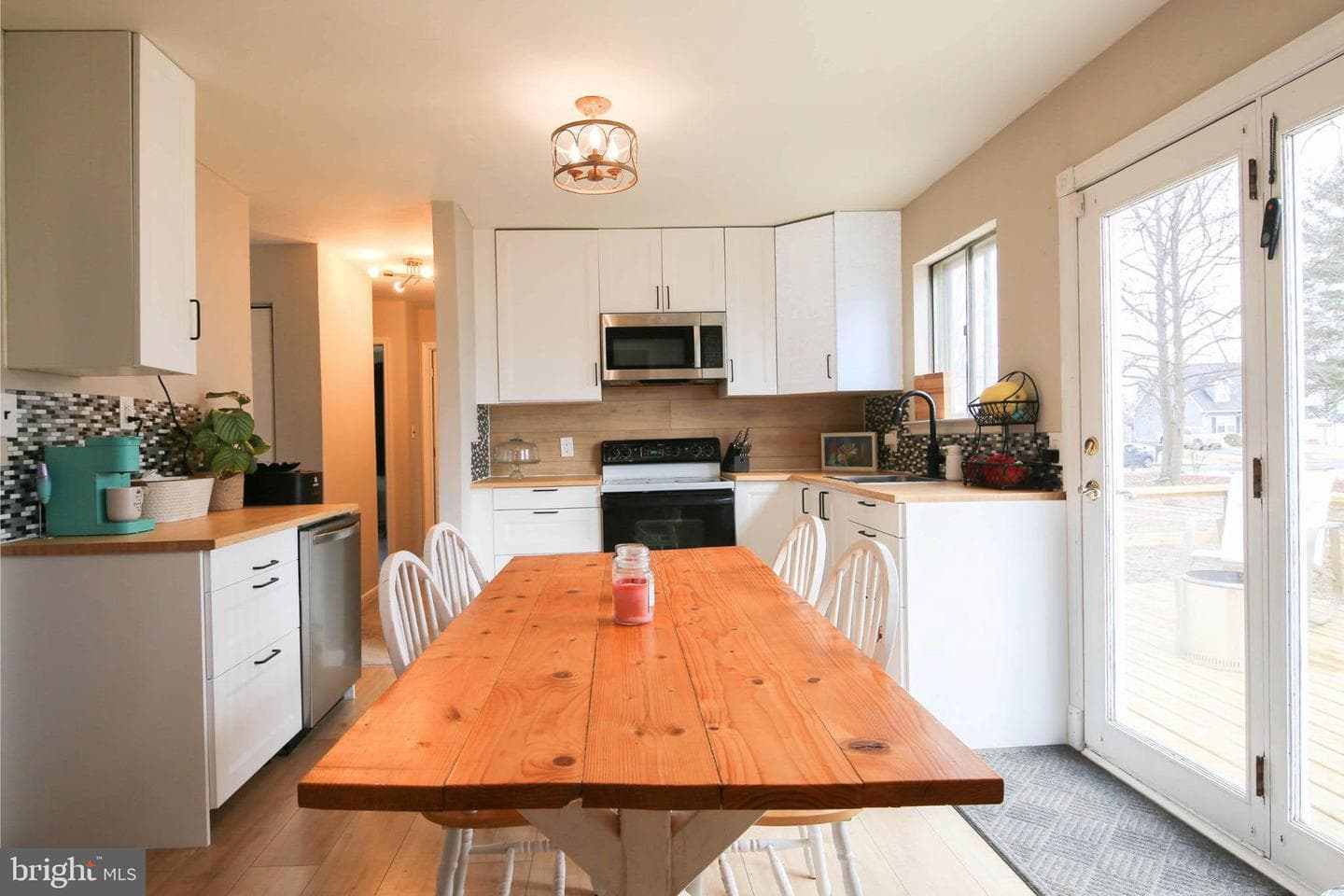 105 W Village Road photo 8