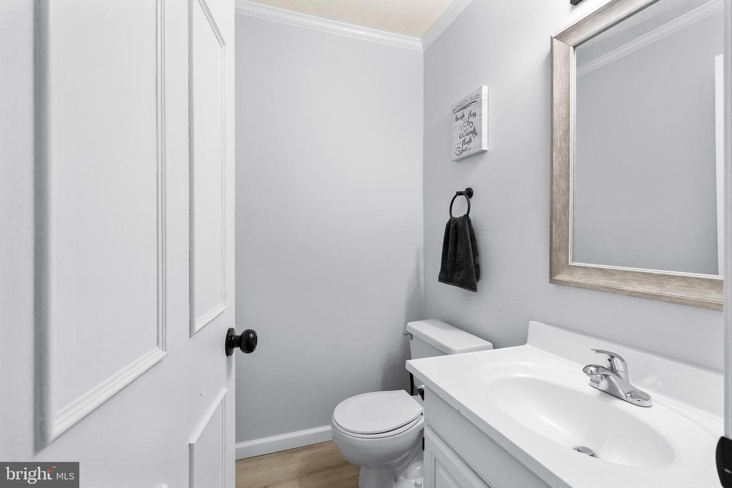 135 Mahogany Drive photo 8