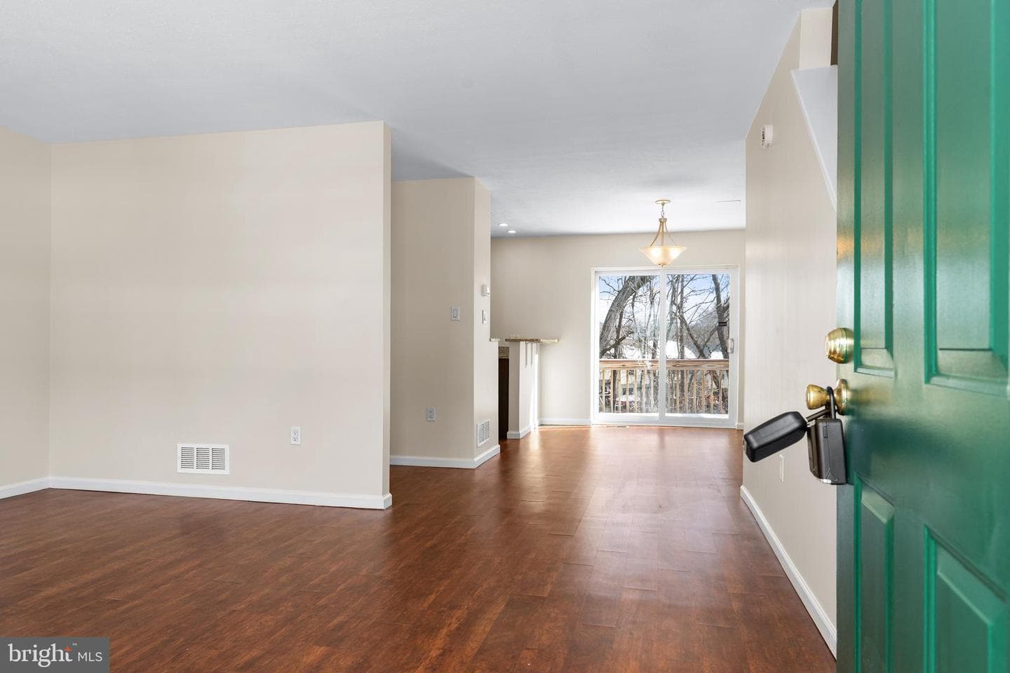 126 Mahogany Drive photo 2