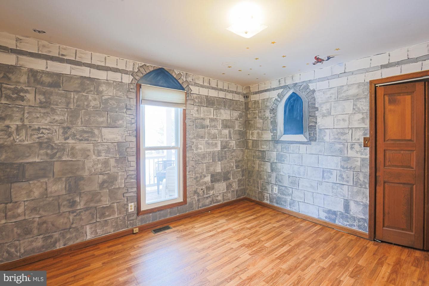 31 Blake Road photo 30